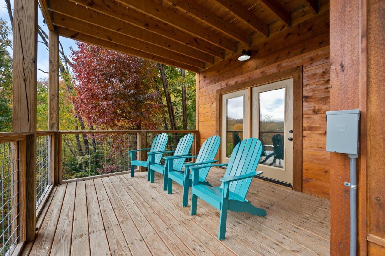 The Overlook - '21 Cabin - Gorgeous Unobstructed Views - Fire Pit Table - Gamerm - Hottub - Xbox - Lots Of Bears Gatlinburg Extérieur photo