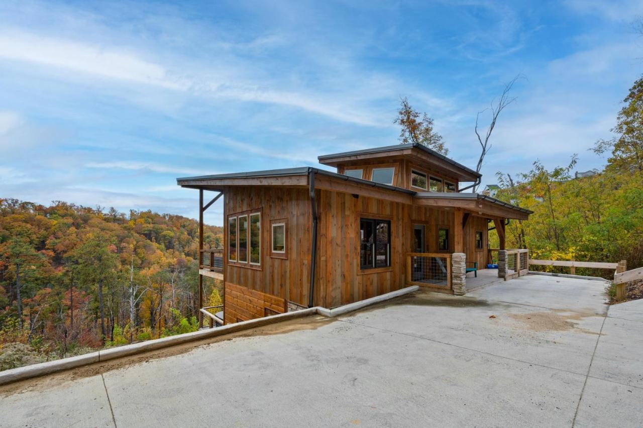 The Overlook - '21 Cabin - Gorgeous Unobstructed Views - Fire Pit Table - Gamerm - Hottub - Xbox - Lots Of Bears Gatlinburg Extérieur photo